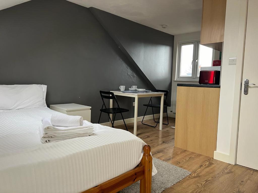 Private With Your Shower And Kitchen Quarto em Acomodações Particulares *