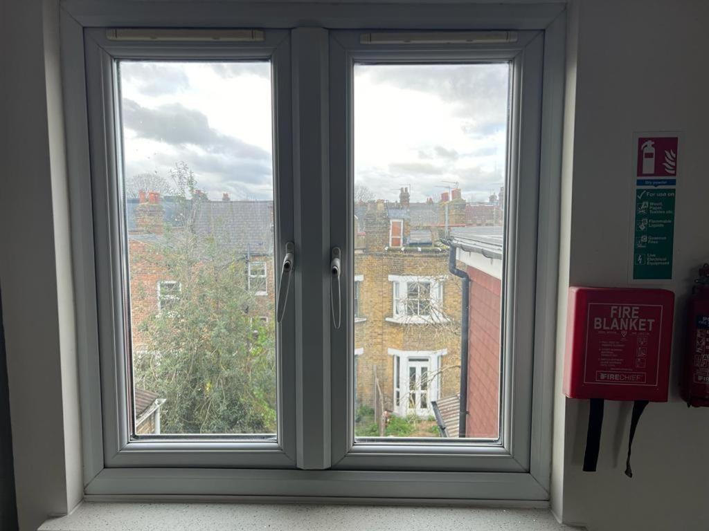 Private With Your Shower And Kitchen Londres